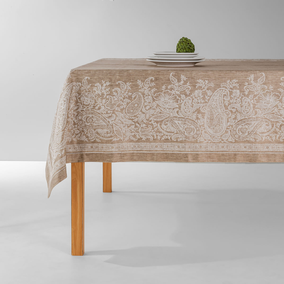 02 11 0067 Toalha de Mesa August 001.jpg